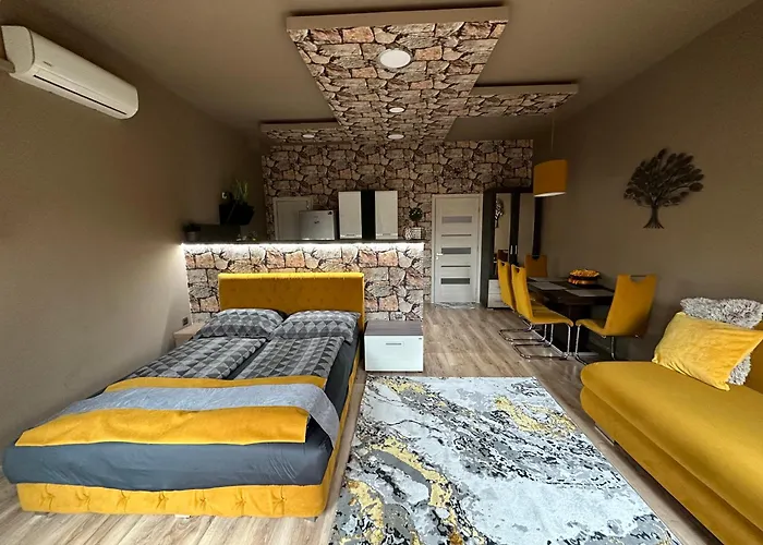 Gold Downtown Apartman