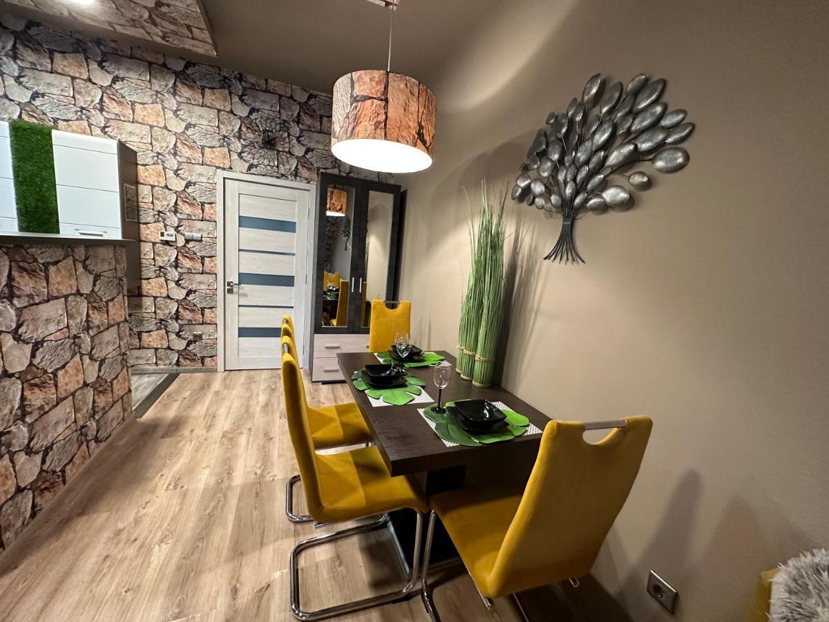 Apartament Gold Downtown Debreţin